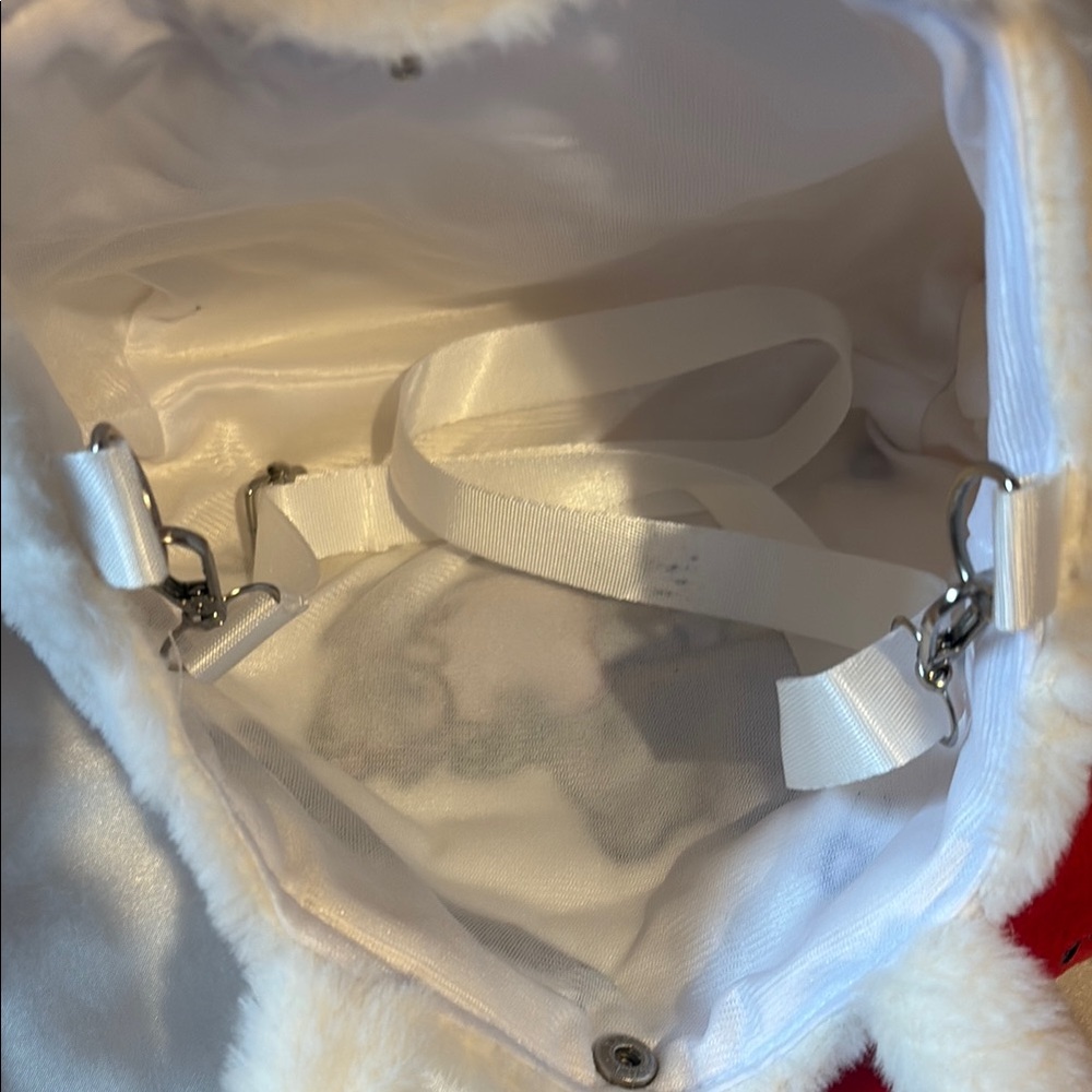Hello Kitty Plush Tote Bag - Picture 4 of 5